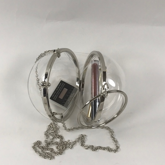 ACRYLIC CLEAR CLUTCH-PUSH OPEN CLASP - Picture 6 of 8